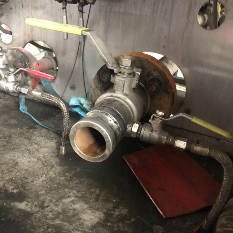 槽車球閥山東東營應(yīng)用案例