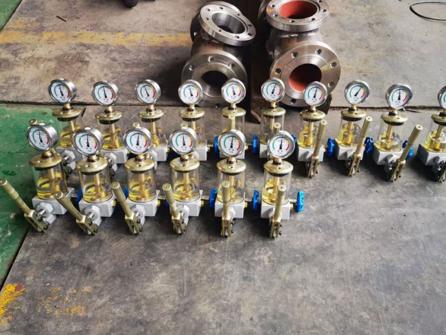 SB-02車用手搖油泵