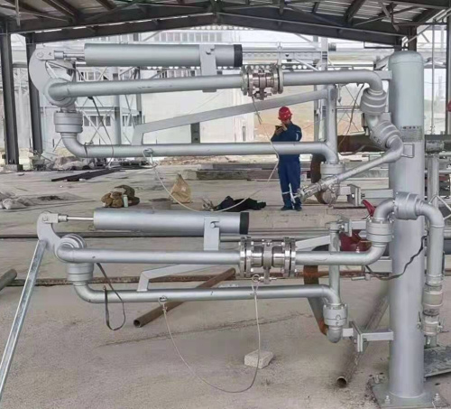 裝卸車鶴管拉斷閥安裝現(xiàn)場 裝卸車鶴管拉斷閥安裝現(xiàn)場